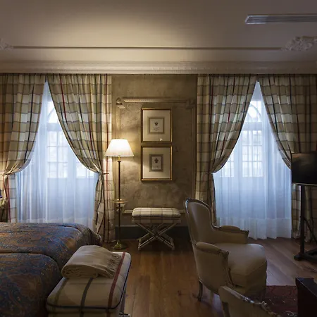 M Maison Particuliere Porto