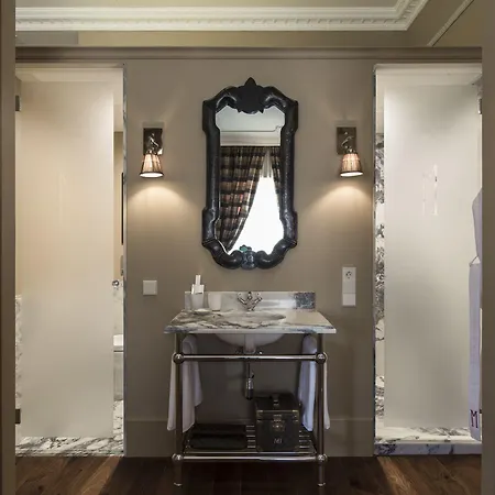 M Maison Particuliere Pensionat 4*