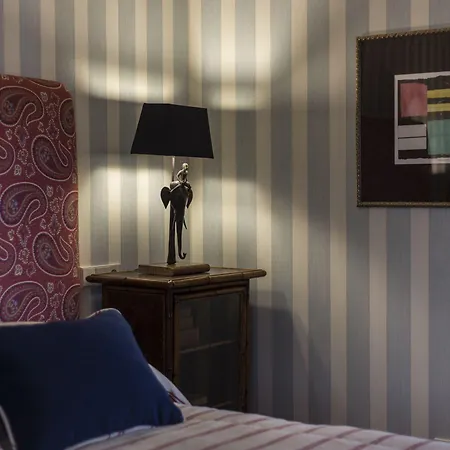 M Maison Particuliere