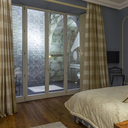 M Maison Particuliere