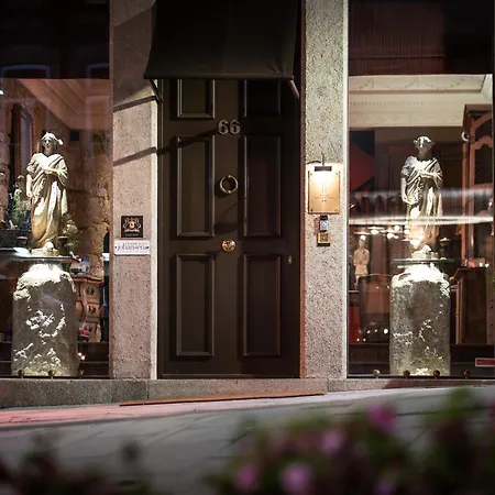 M Maison Particuliere Pensjonat 4*
