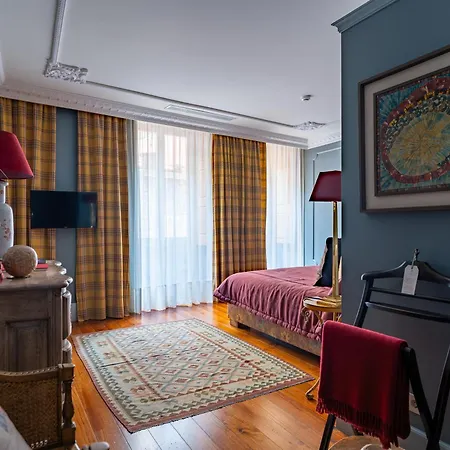 M Maison Particuliere Pensjonat 4*