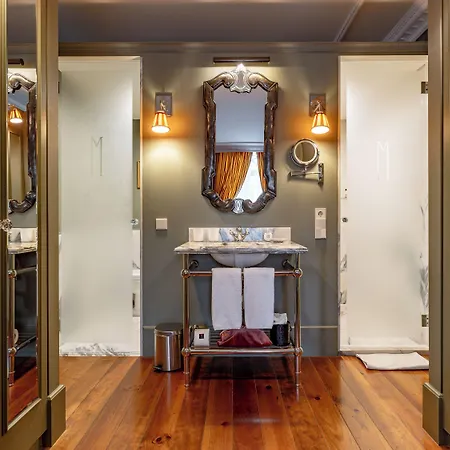 M Maison Particuliere Guest house
