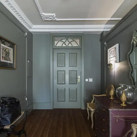 M Maison Particuliere Porto