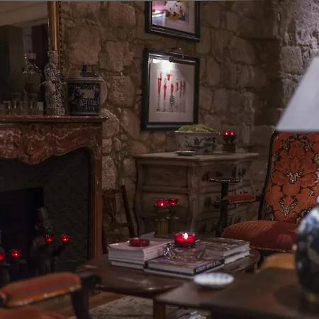 M Maison Particuliere