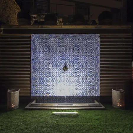 M Maison Particuliere Pensjonat 4*