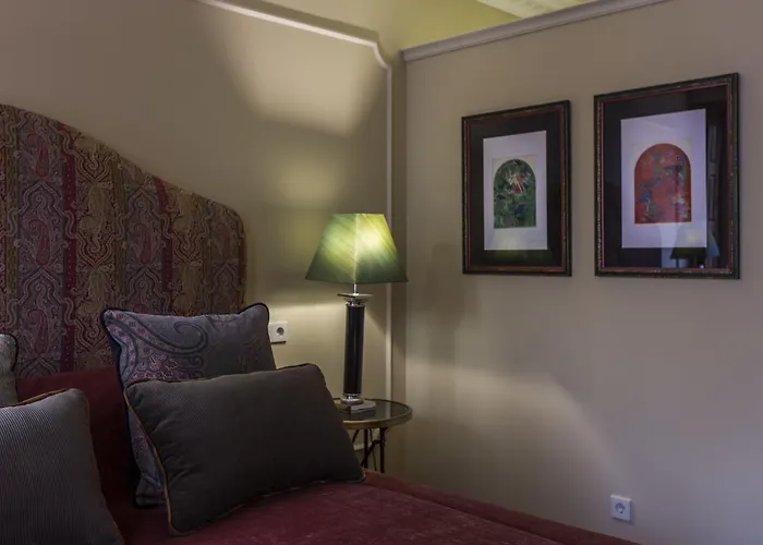 M Maison Particuliere