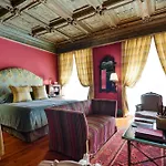 M Maison Particulière