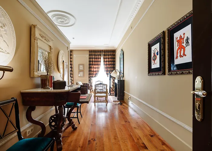 M Maison Particulière