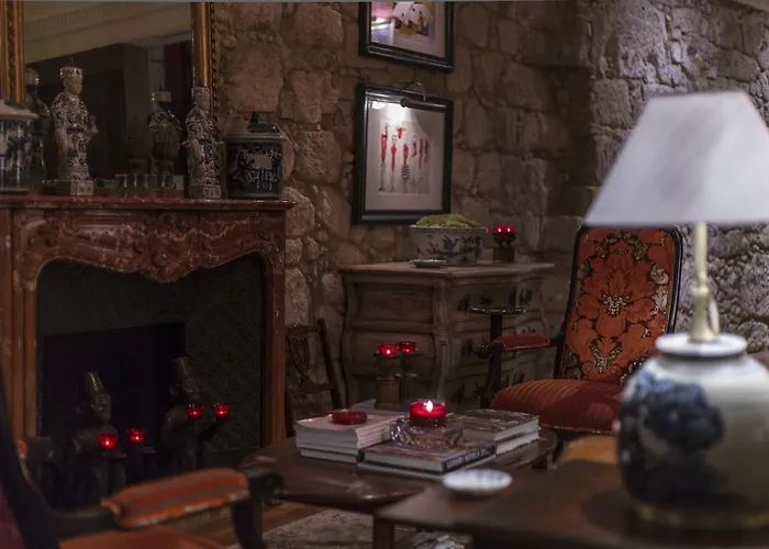 M Maison Particuliere